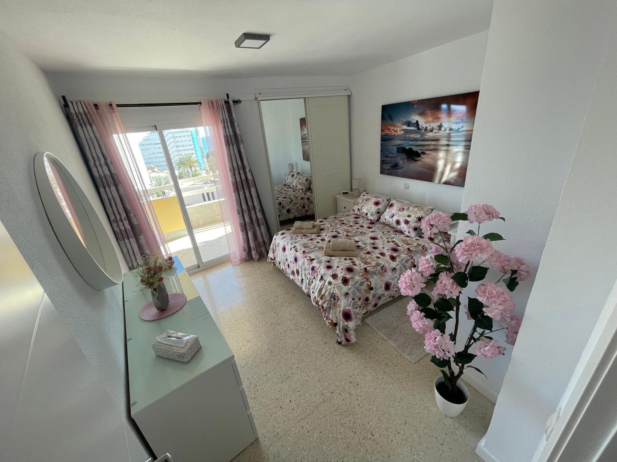Vistas Al Mar Y Al Puerto Deportivo Apartment Benalmadena Bagian luar foto