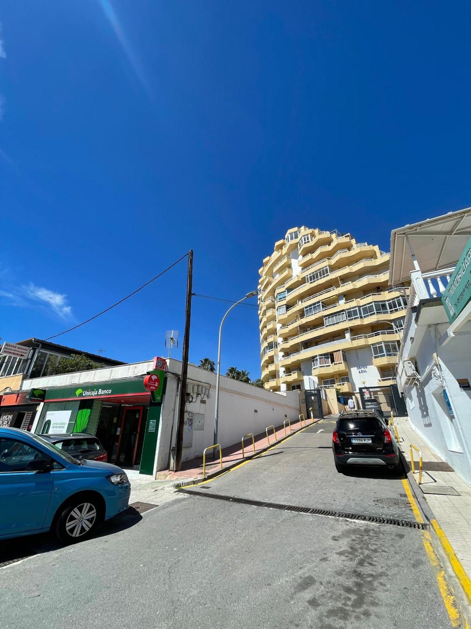 Vistas Al Mar Y Al Puerto Deportivo Apartment Benalmadena Bagian luar foto